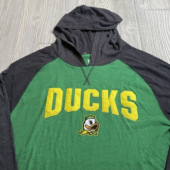 Oregon Ducks Logo LS Raglan Hooded Tee Men’s XXL Green Gray Soft Box Seats NWT - Picture 2 of 12